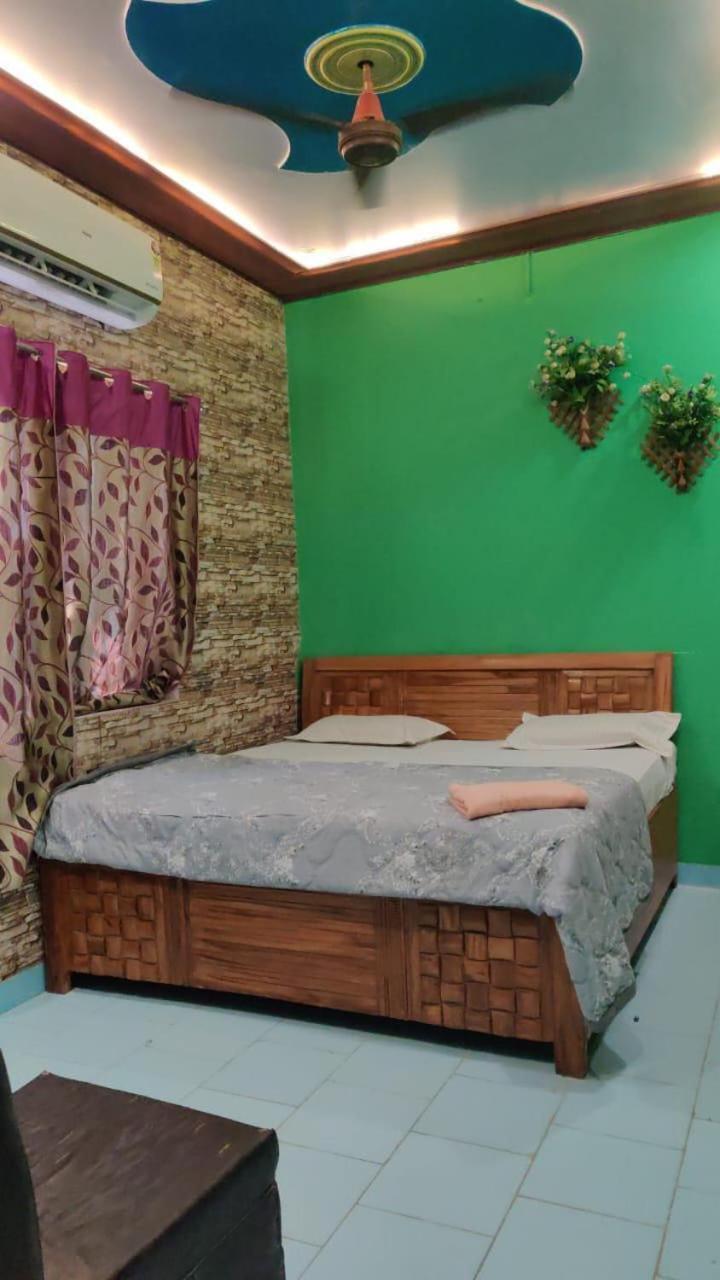 Hotel Rashmi Агра Екстериор снимка