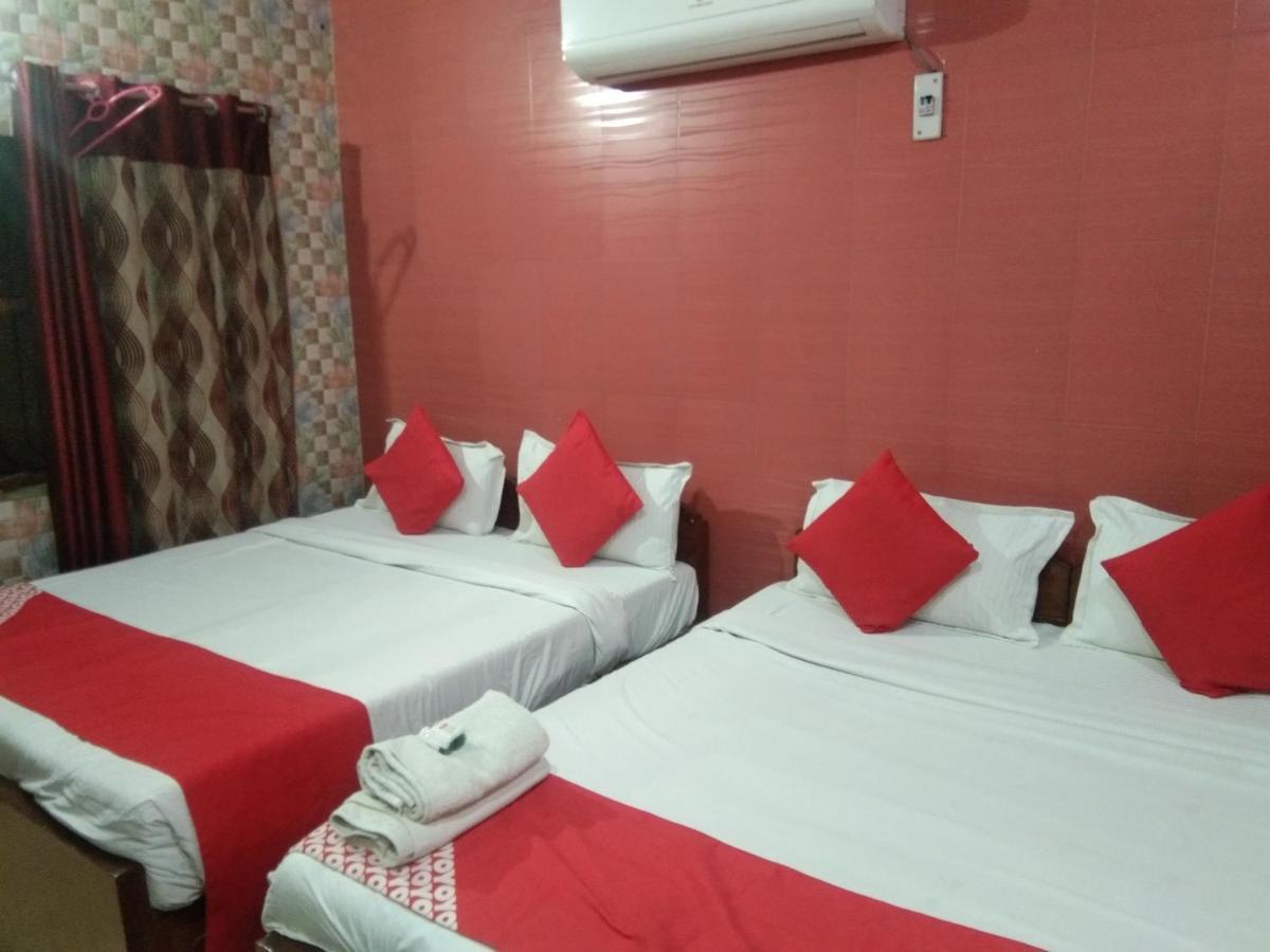 Hotel Rashmi Агра Екстериор снимка